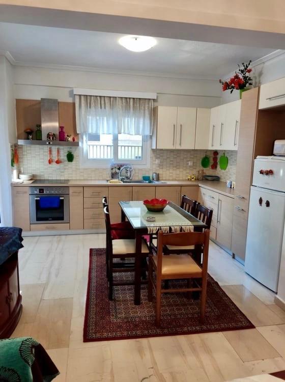 Marys House , Lovely 2-Bedroom Apartment 塞萨洛尼基 外观 照片